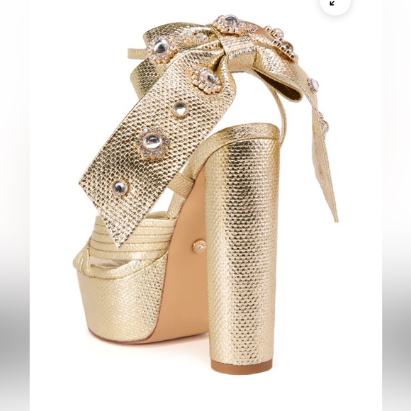 NEW Azalea Wang Crawley Platform Sandal - Picture 3 of 15